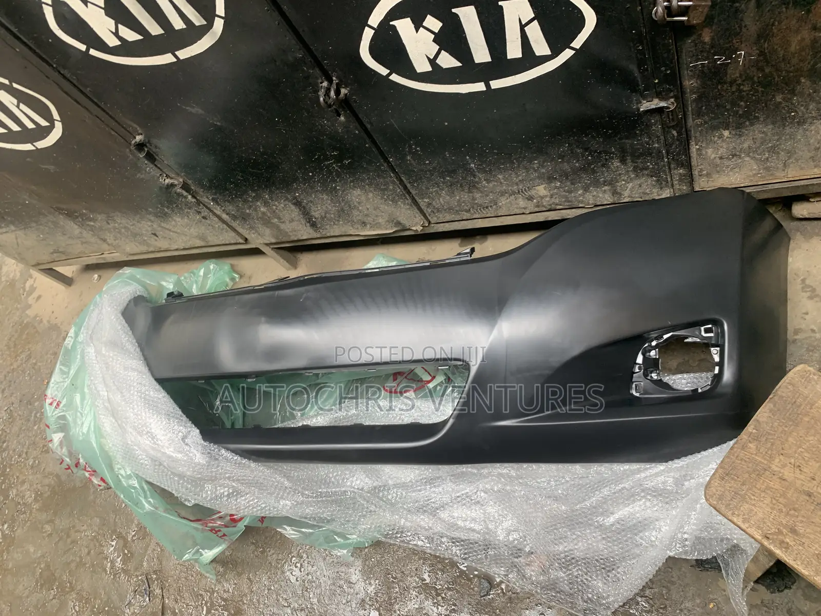 Front Bumper For  Toyota Venza 2014
