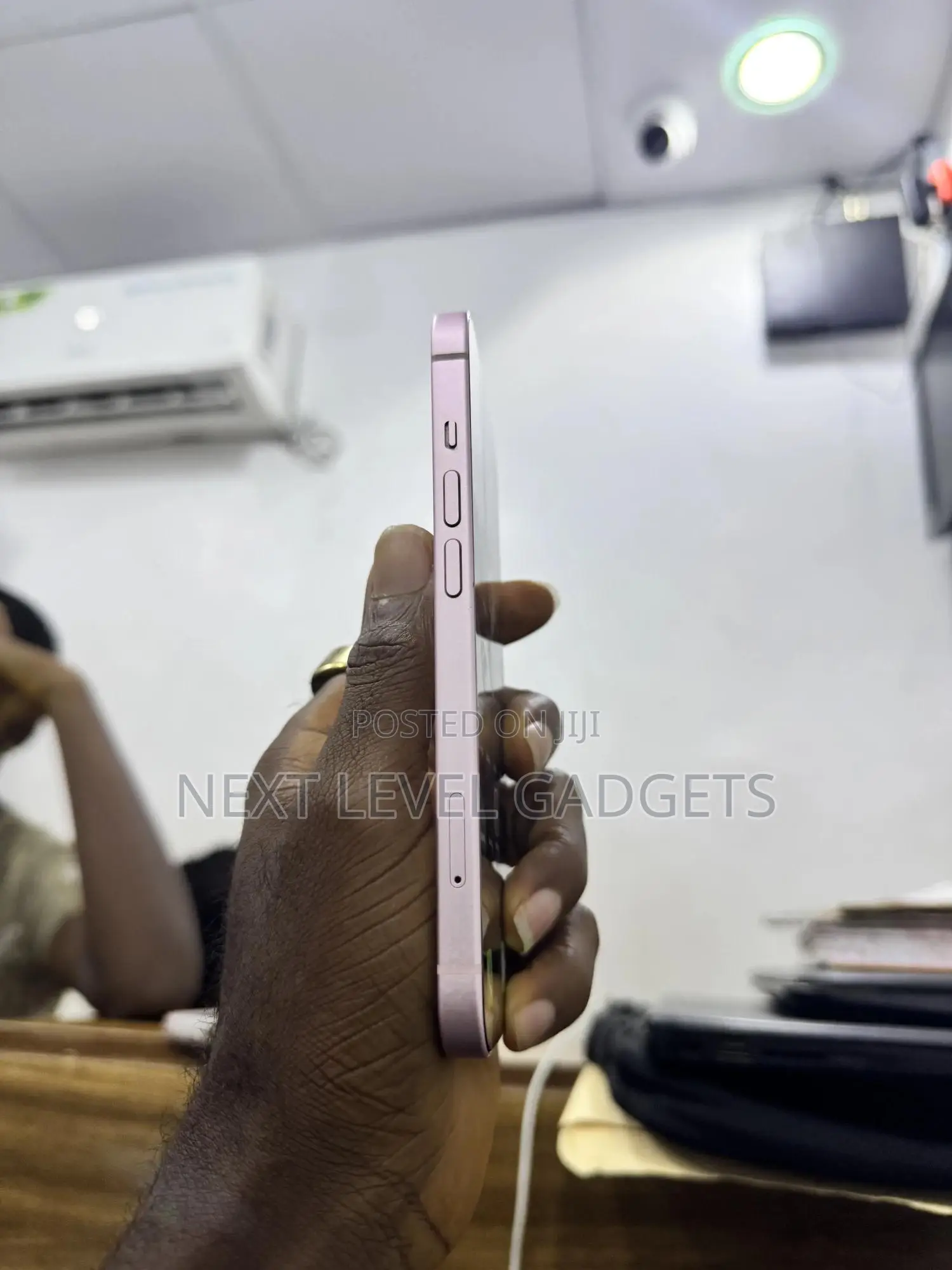 Apple iPhone 15 128 GB Pink