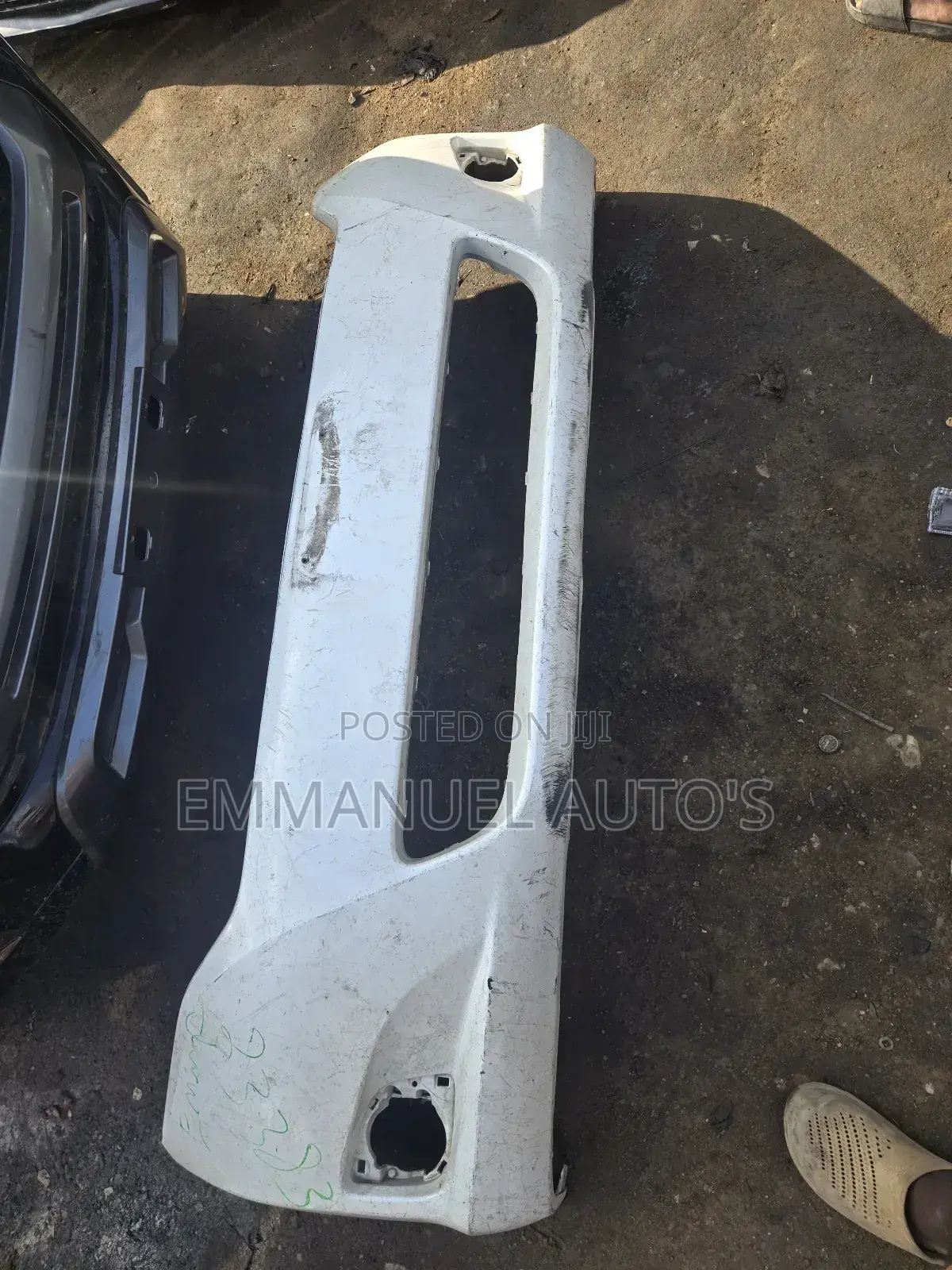 Venza 2013 Bumper