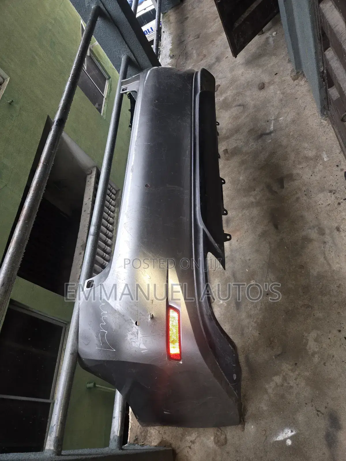 Es350 2017 Back Bumper
