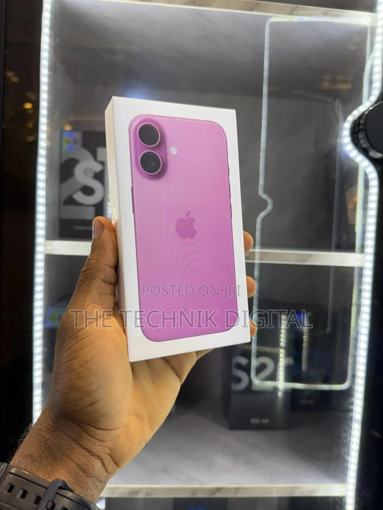 New Apple iPhone 16 256 GB Pink