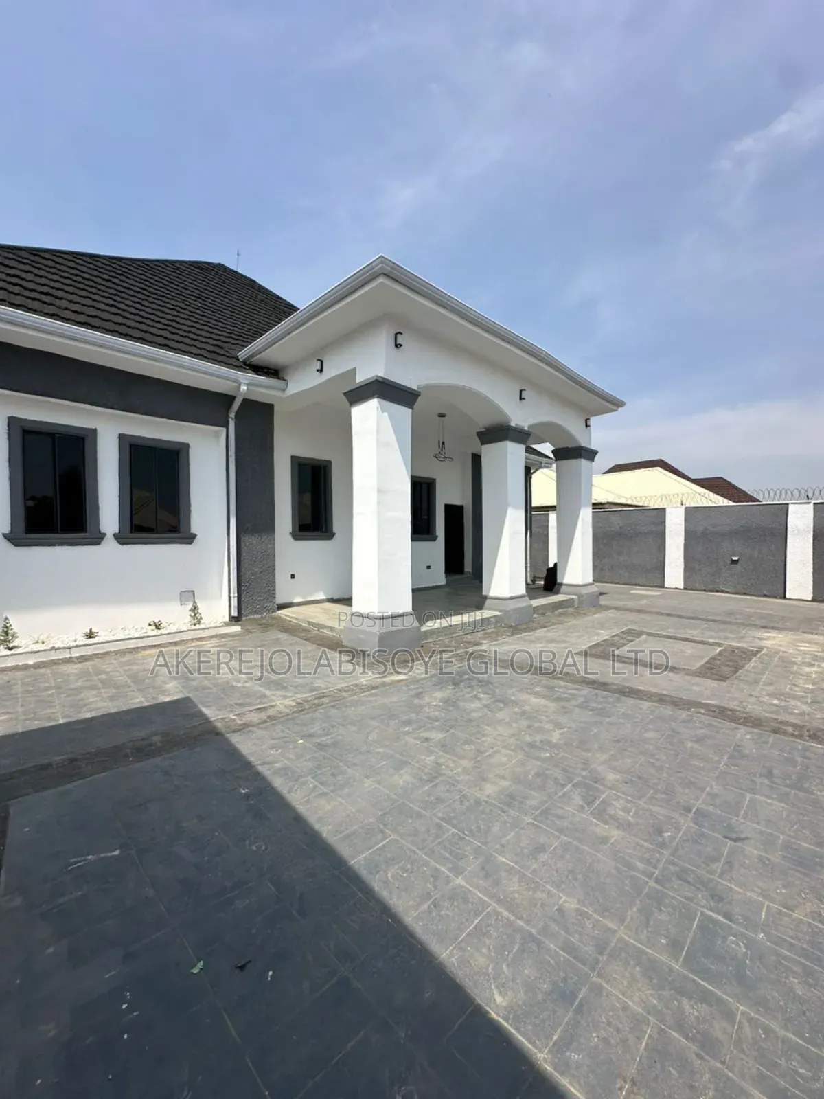 3bdrm Bungalow in Lokogoma Abuja for sale