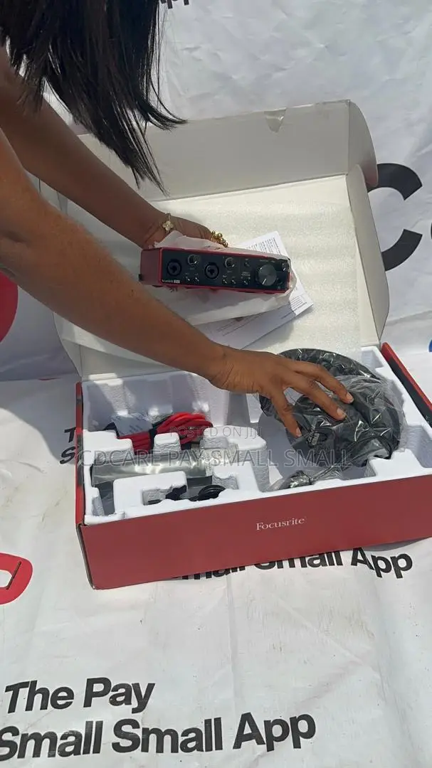 Pay Small Small Focusrite Scarlett 2i2 On Cdcare.App