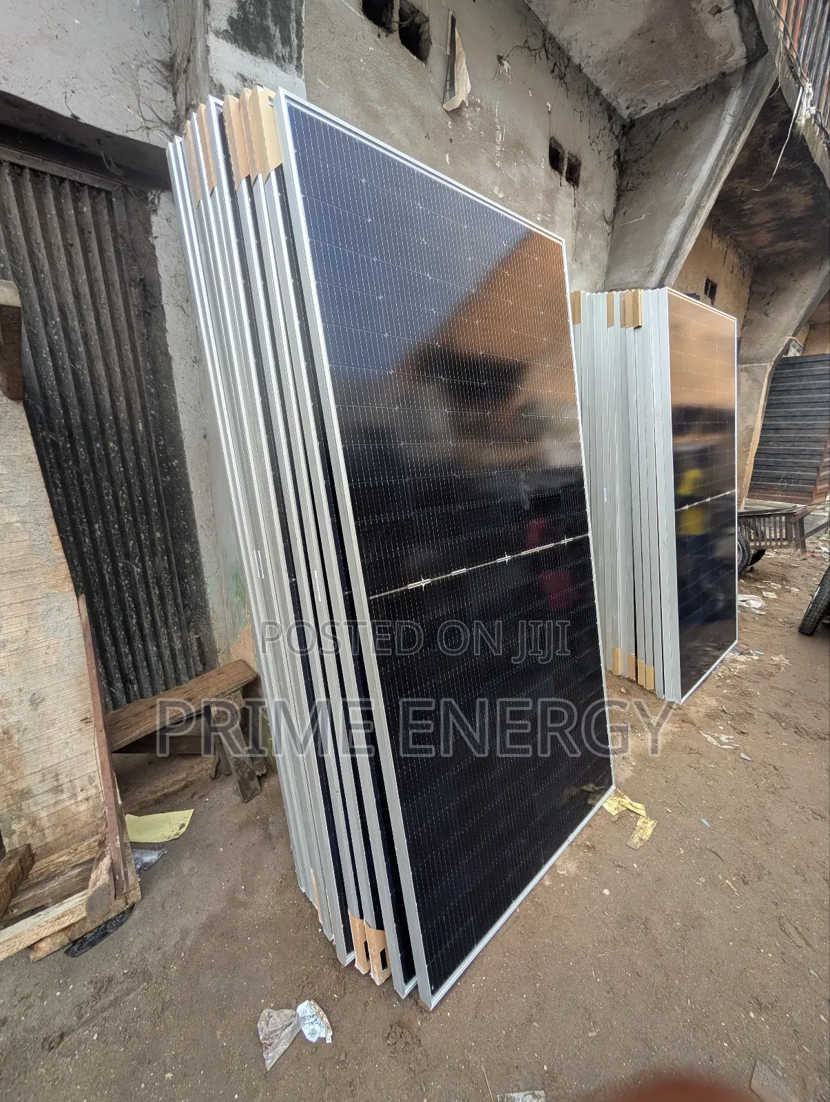 Jinko 600watts Mono-crystalline Solar Panels