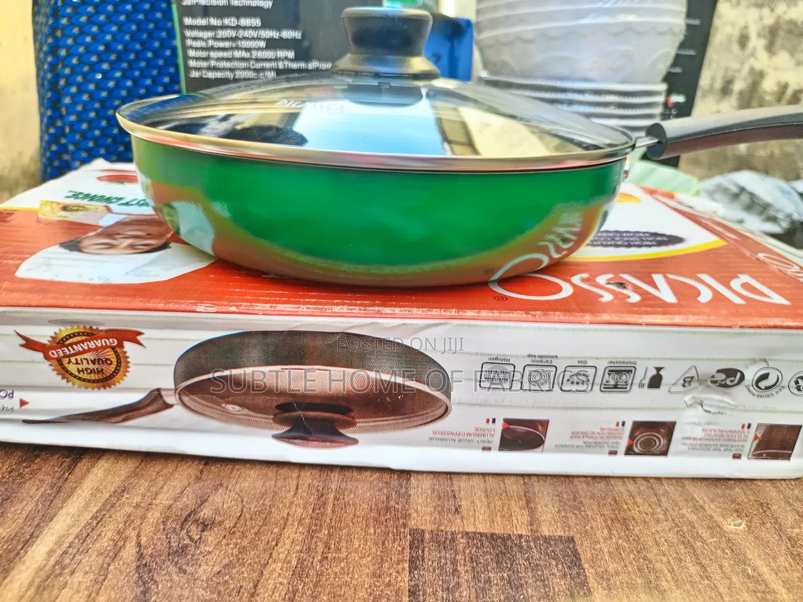 Premium Picasso Non-Stick Fry Pan With Lid – Perfect Wedding Gift
