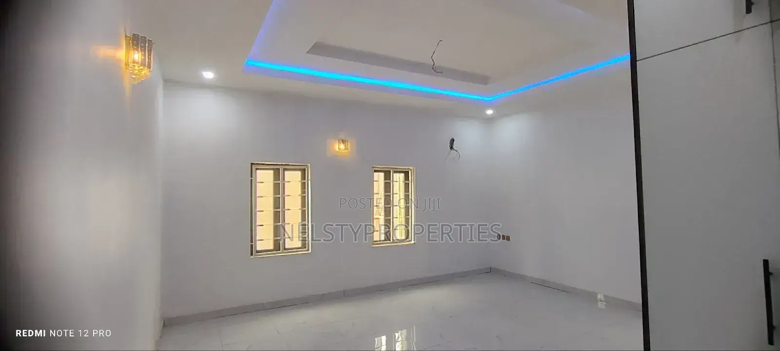 6bdrm Duplex in Efab, Central Business District for sale