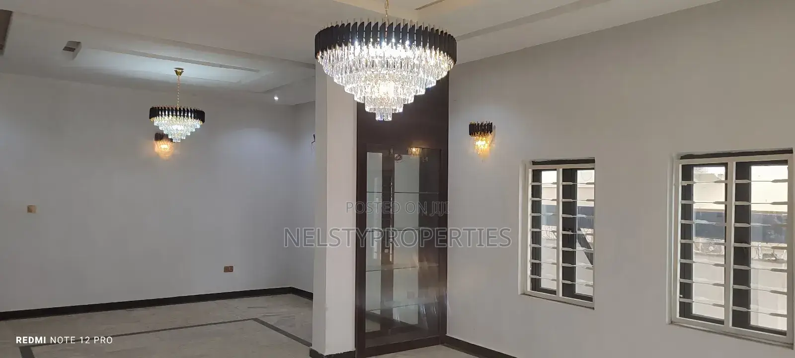 6bdrm Duplex in Efab, Central Business District for sale