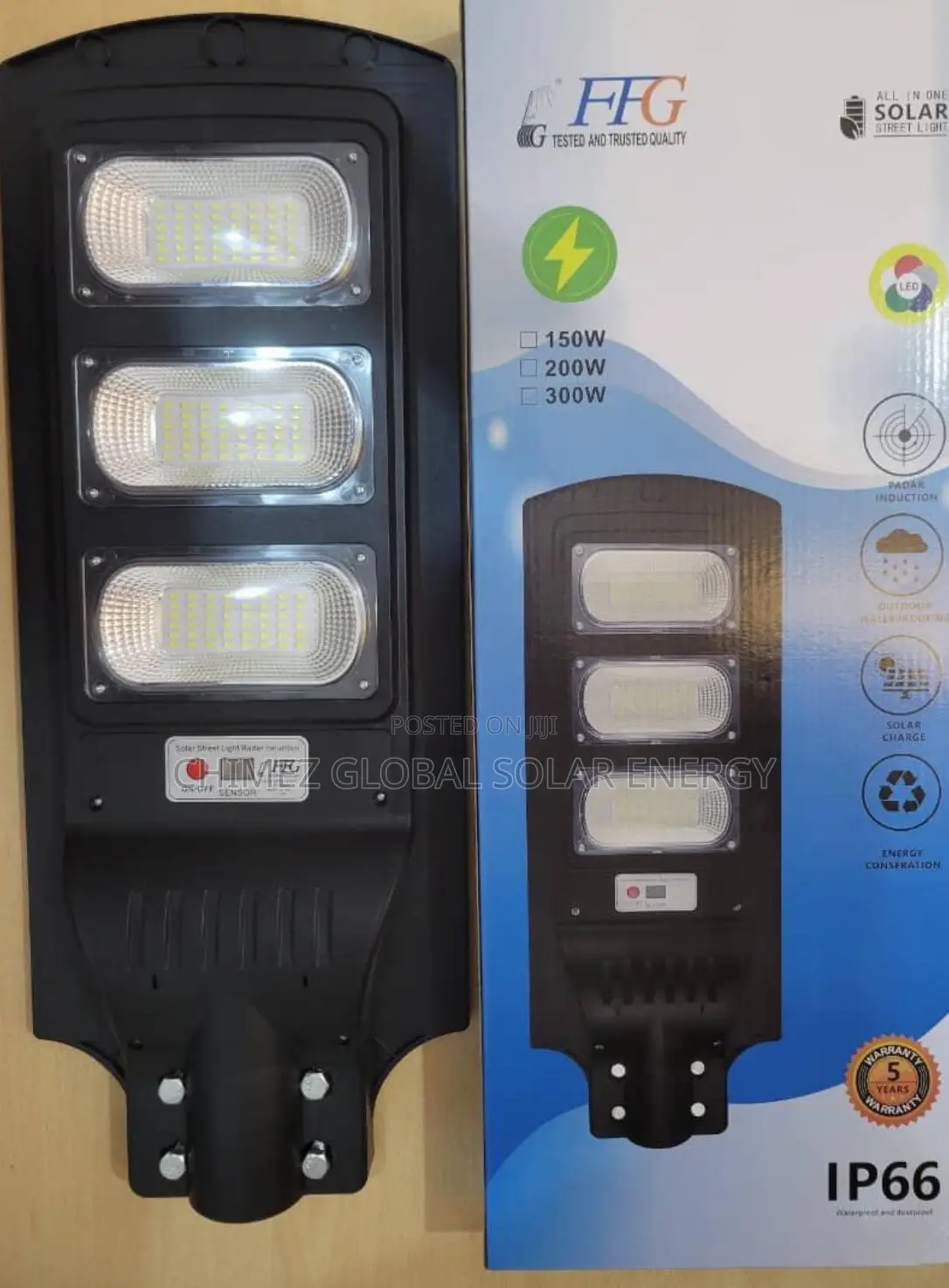 Solar Street Light 300watts 3 Lines