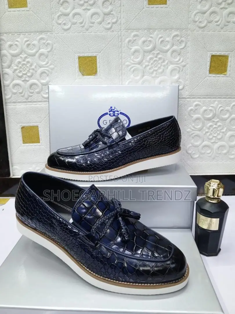 Skin Leather Tassel White Sole Shoes