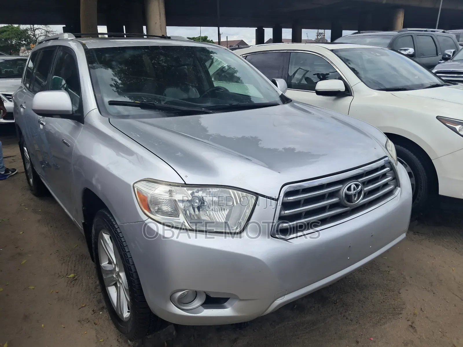 Toyota Highlander Limited 2010 Silver
