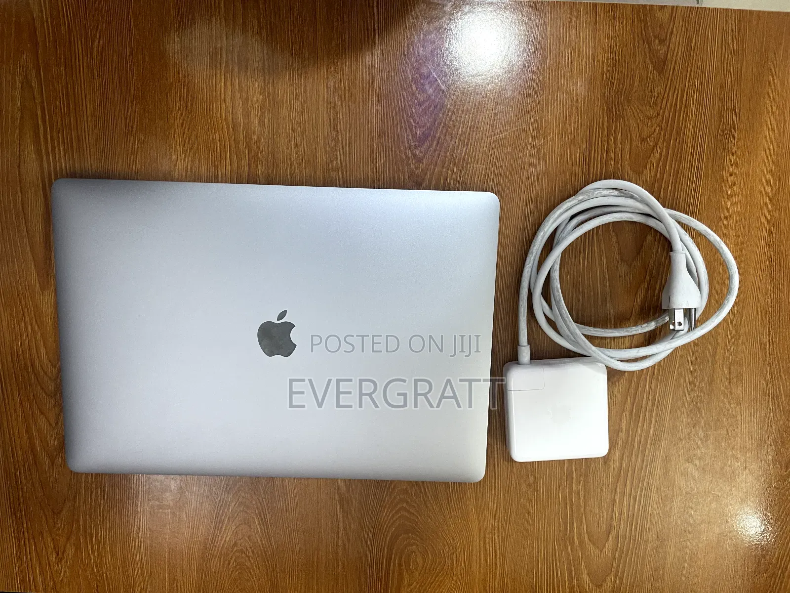 Laptop Apple MacBook Pro 2017 16GB Intel Core i7 SSD 1T