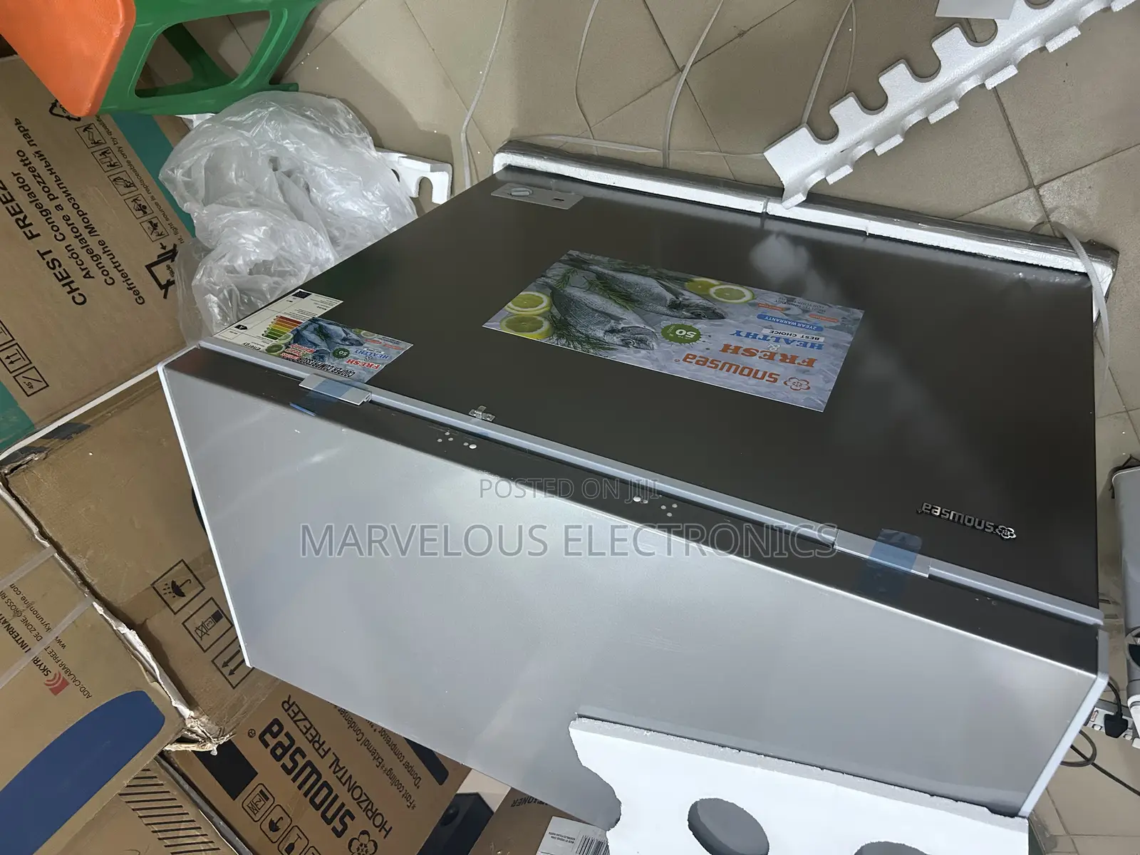 Brand New Snoswsea 300liter Chest Freezer Full Copper Engine Warranty