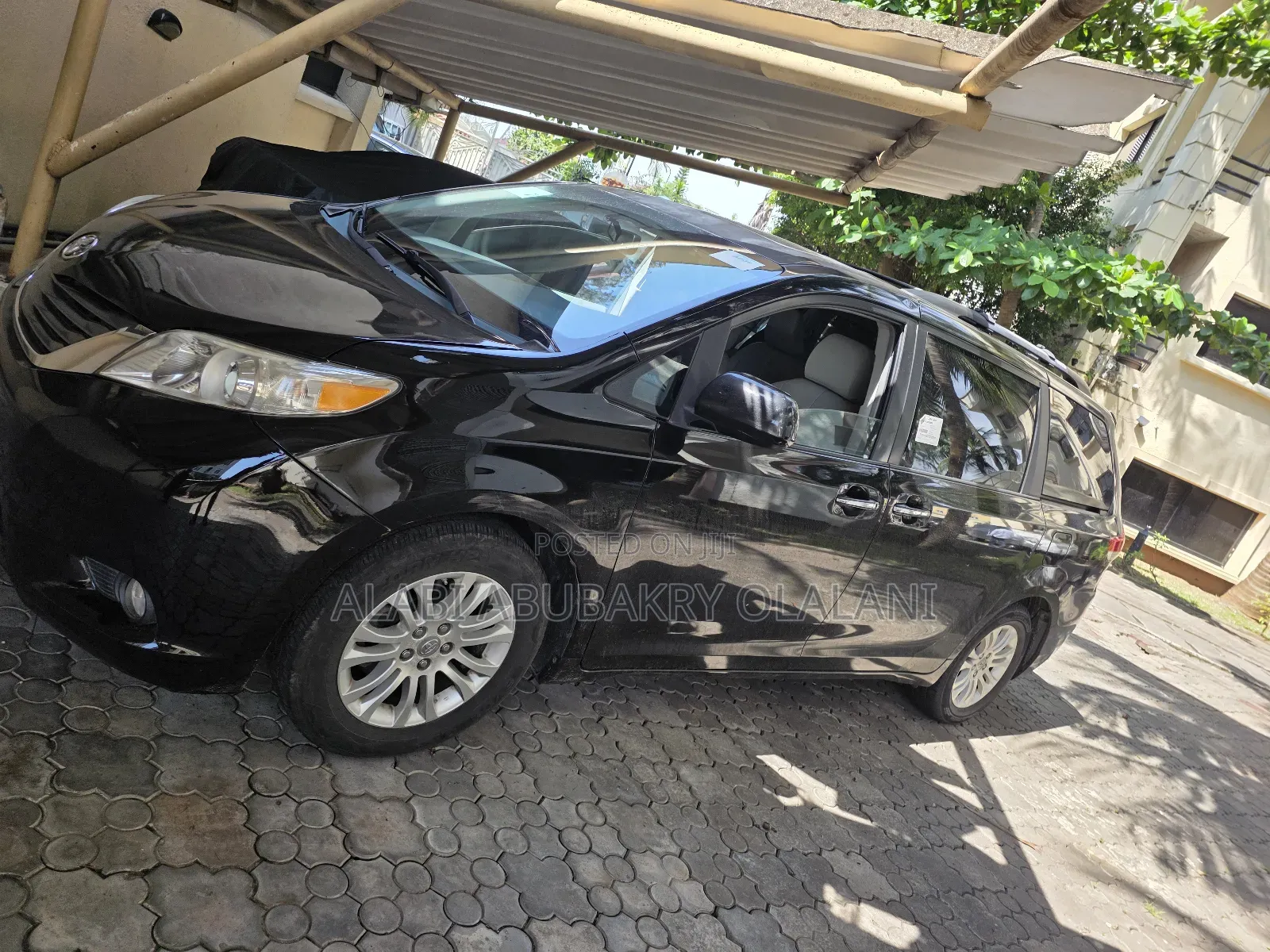 Toyota Sienna 2012 Black