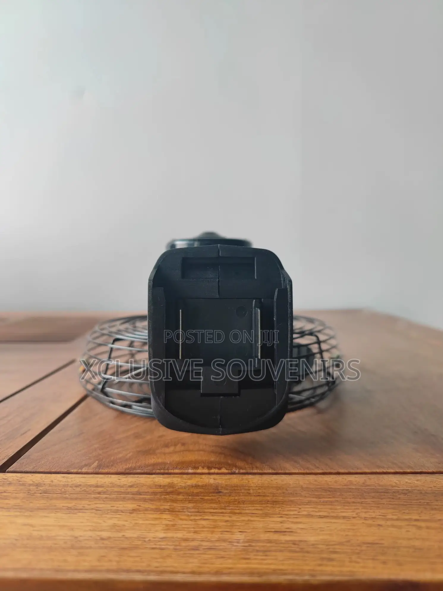 8inches High Quality 48v Electric Mini Fan (Comes With 2 Batteries)