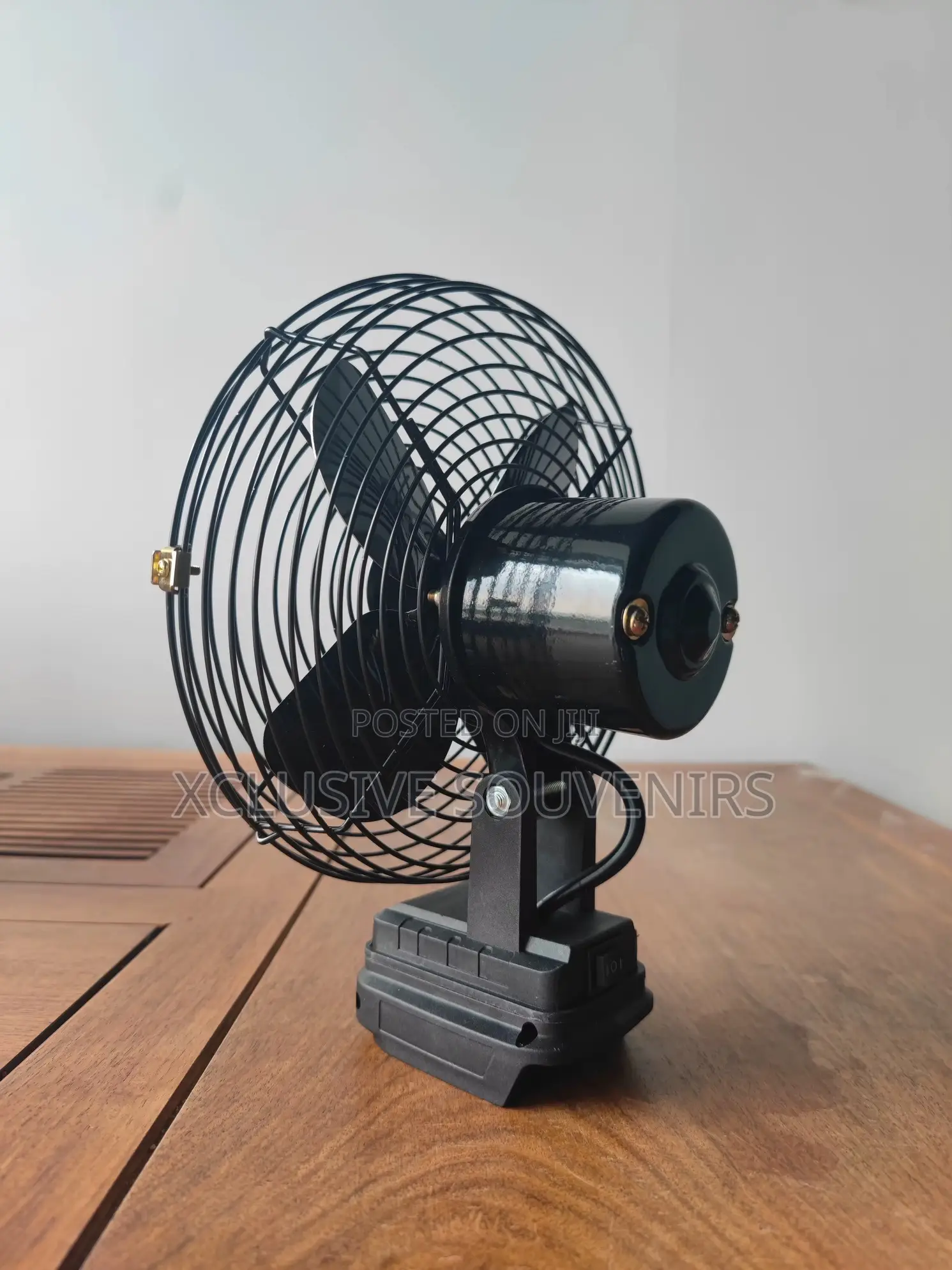 8inches High Quality 48v Electric Mini Fan (Comes With 2 Batteries)