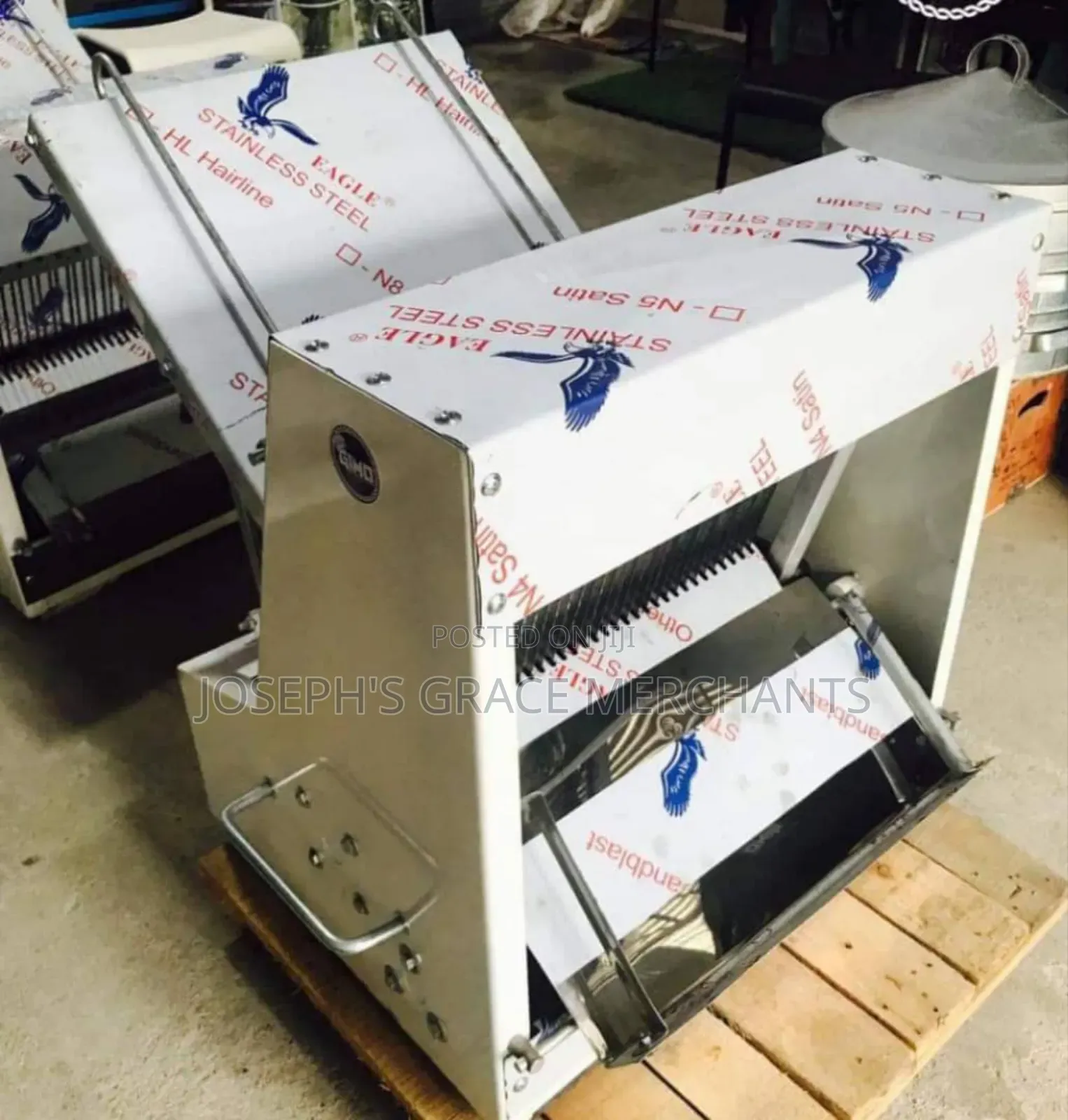 Industrial Bread Slicer Machine.