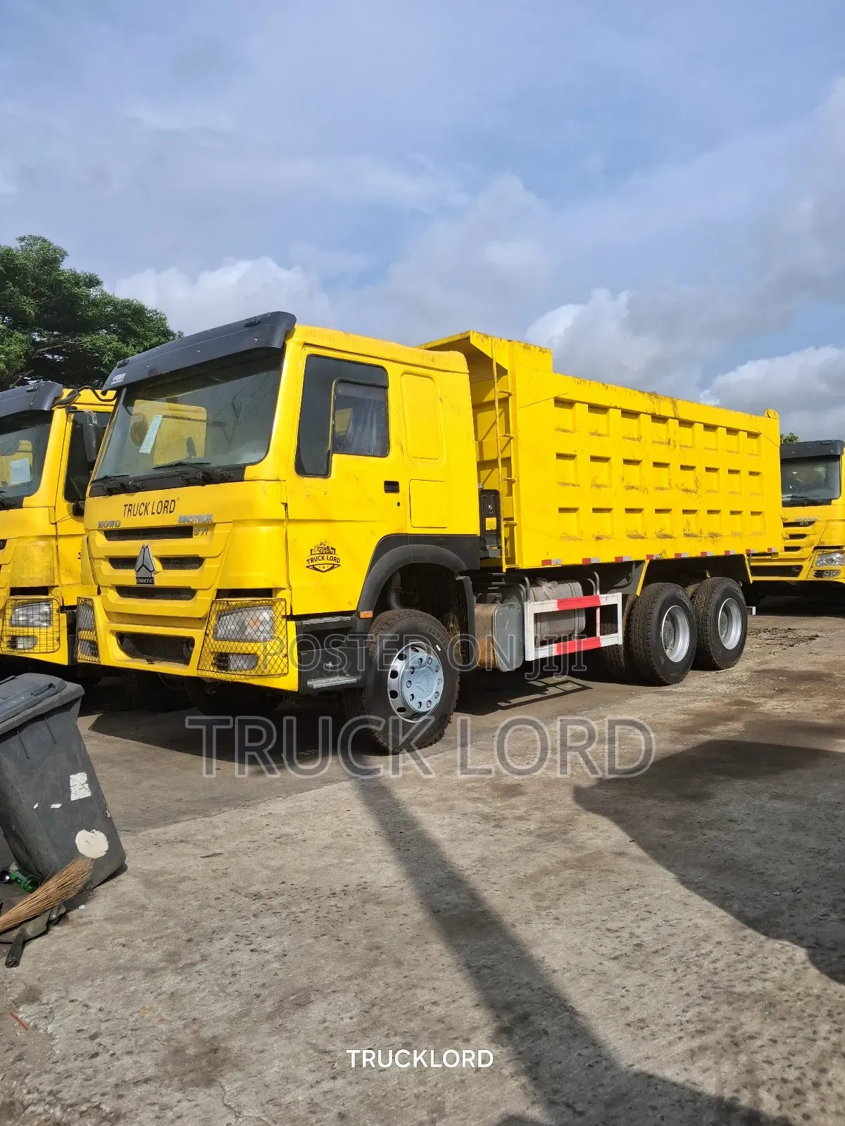 2021 Dump Truck