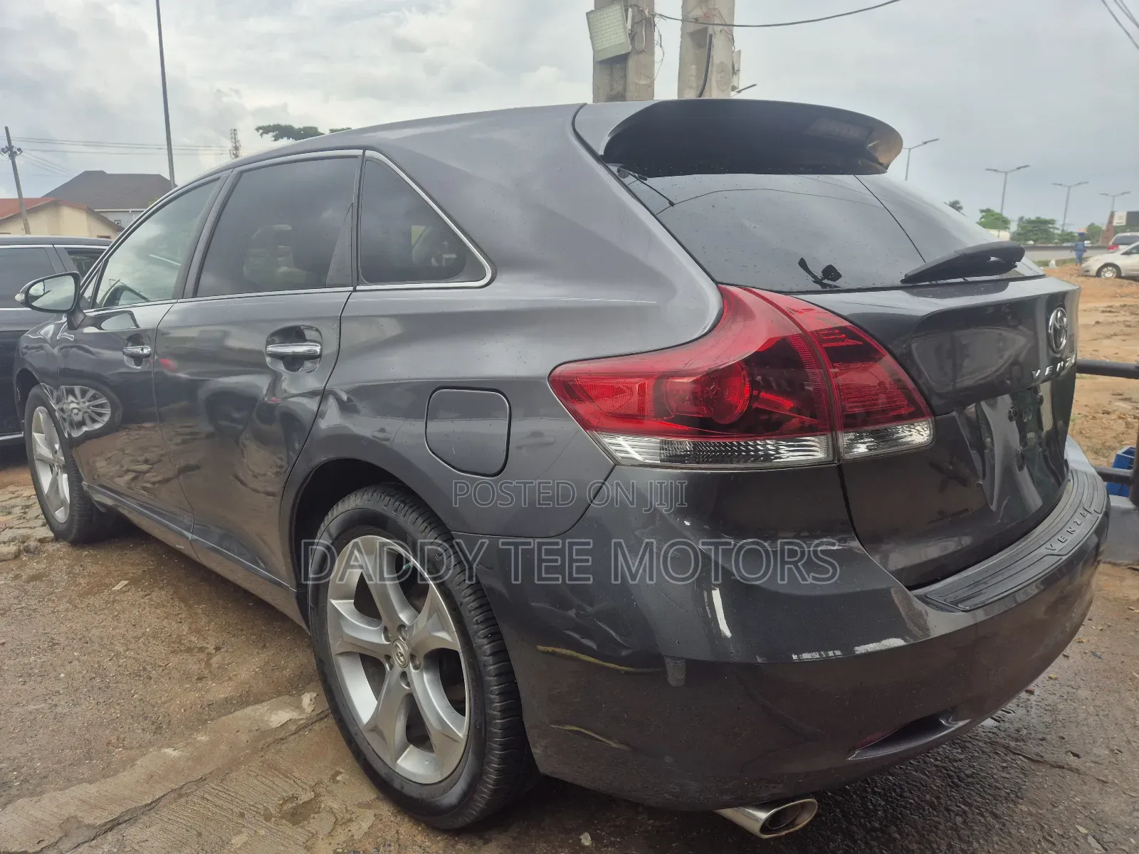 Toyota Venza XLE 4dr Wagon AWD (2.7L 4cyl 6A) 2014 Gray