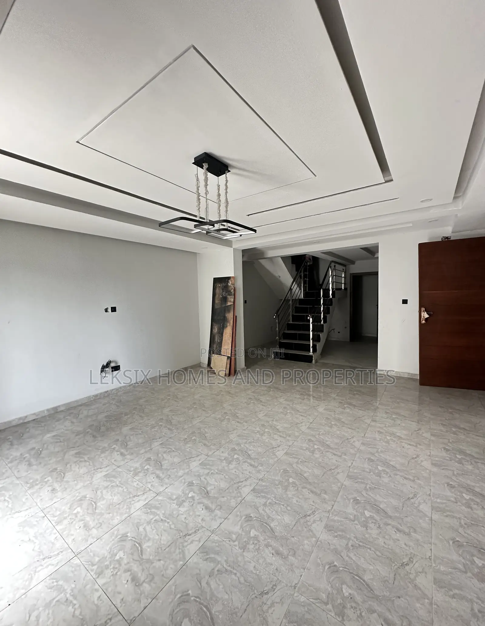4bdrm Maisonette in A Well Secured, Ikate for sale