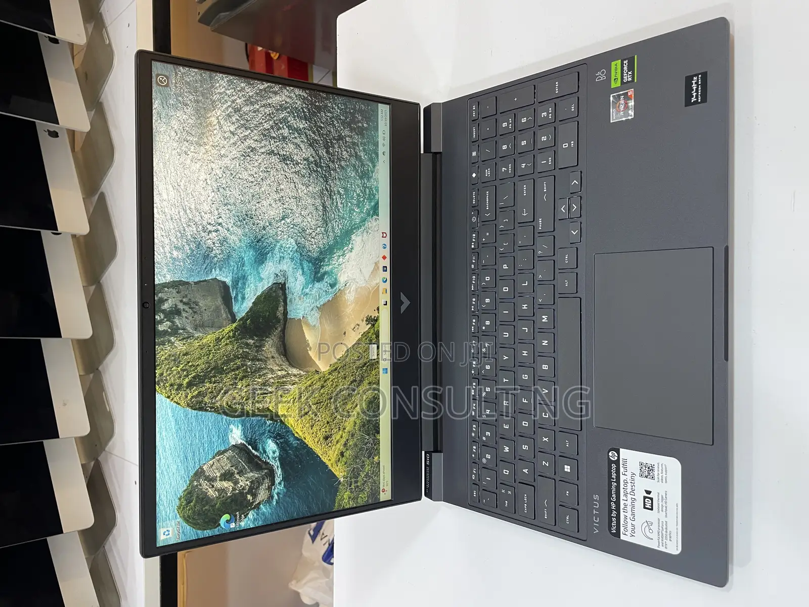 Laptop HP Victus 15 16GB AMD Ryzen 5 SSD 512GB