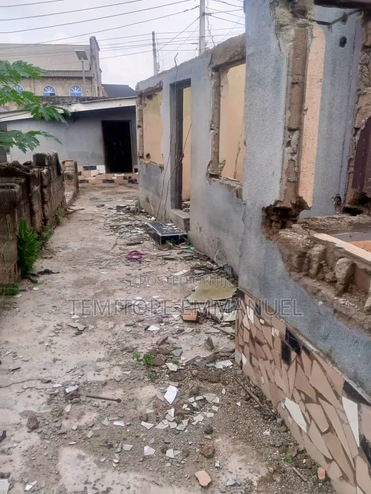 Standard Full Plot of Land Suitable for Diverse Purpose