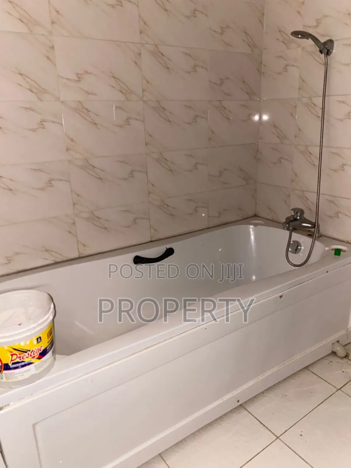 4bdrm Duplex in Magodo Phase 1 for rent