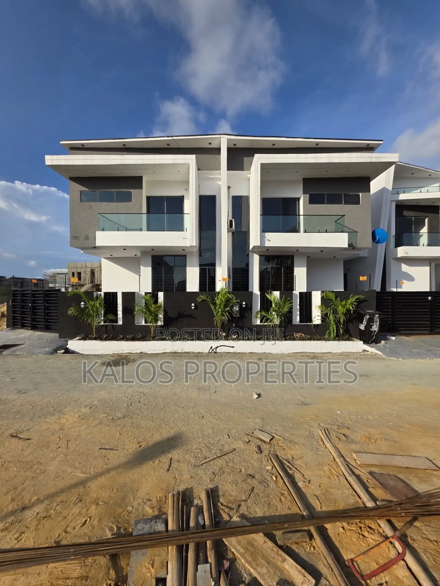 4bdrm Duplex in Lekki Palm City, Ado / Ajah for sale