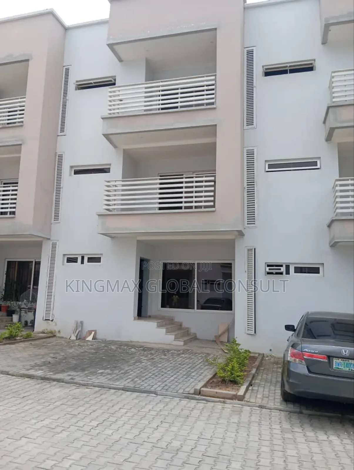 4bdrm Duplex in Utako Abuja for rent