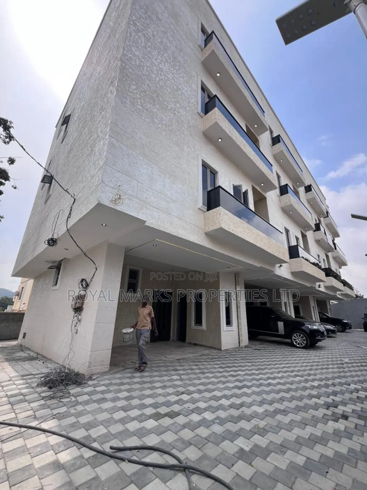 6bdrm House in Zone 1 / Wuse for sale