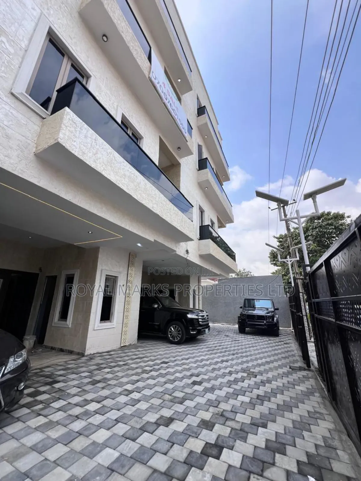 6bdrm House in Zone 1 / Wuse for sale