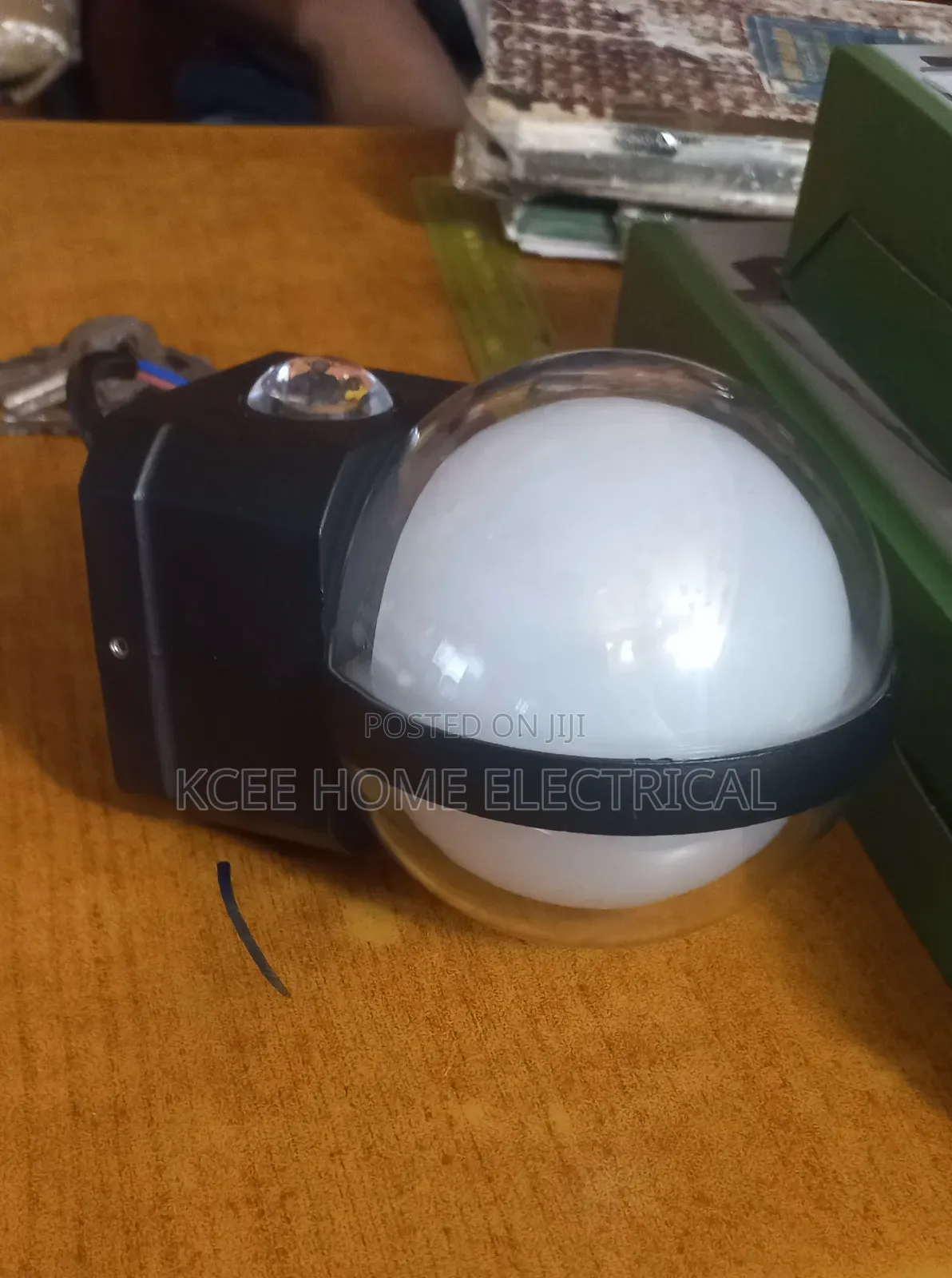 Modern Outdoor Led Fence Wall Light – Warm White