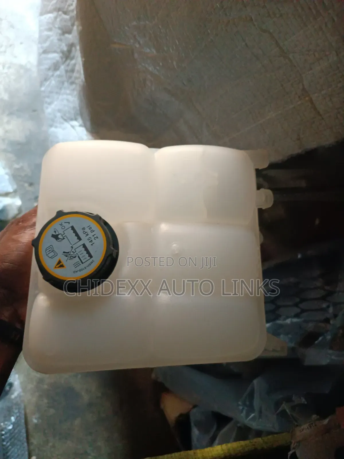 Water Can Tank Ford Escape 2013 2.0 and 1.6