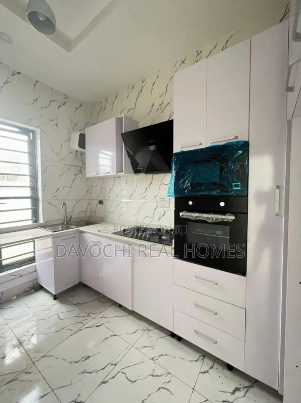 2bdrm Duplex in Ikota Vill Estate, Lekki for rent