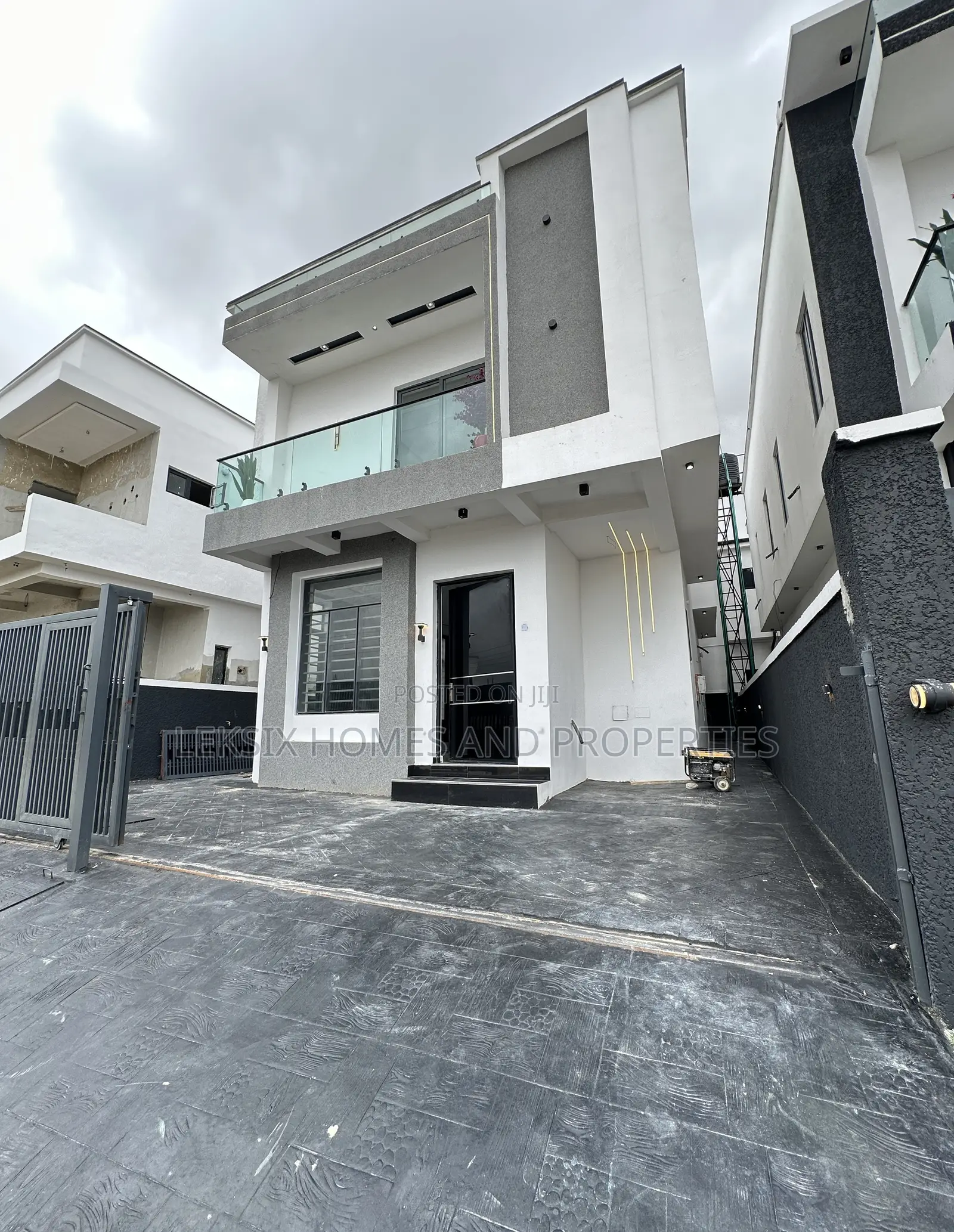 4bdrm Duplex in A Well Secured, Ado / Ajah for sale
