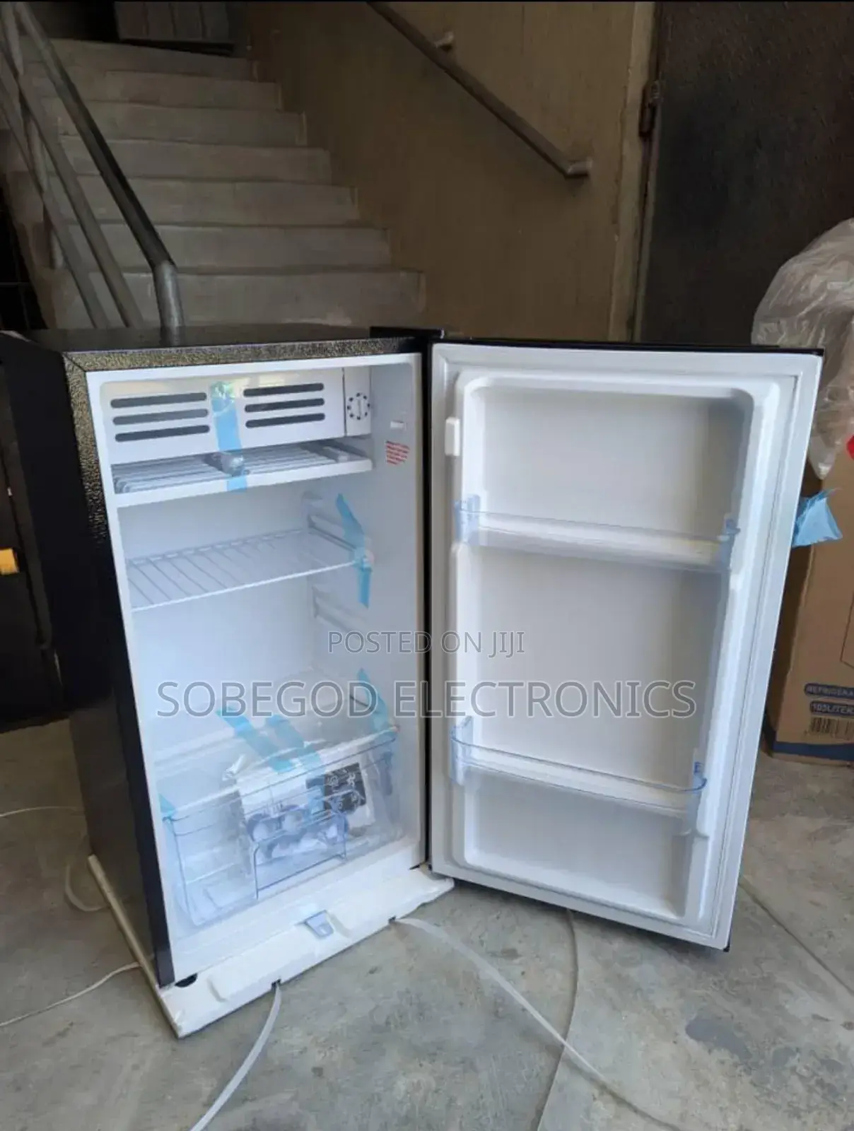 Original Royal Table Top Fridge Single Door