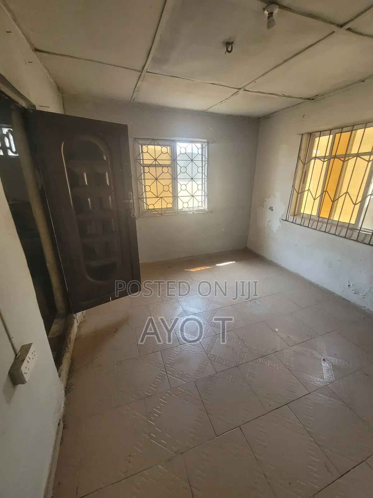 Studio Apartment in Bariga for rent