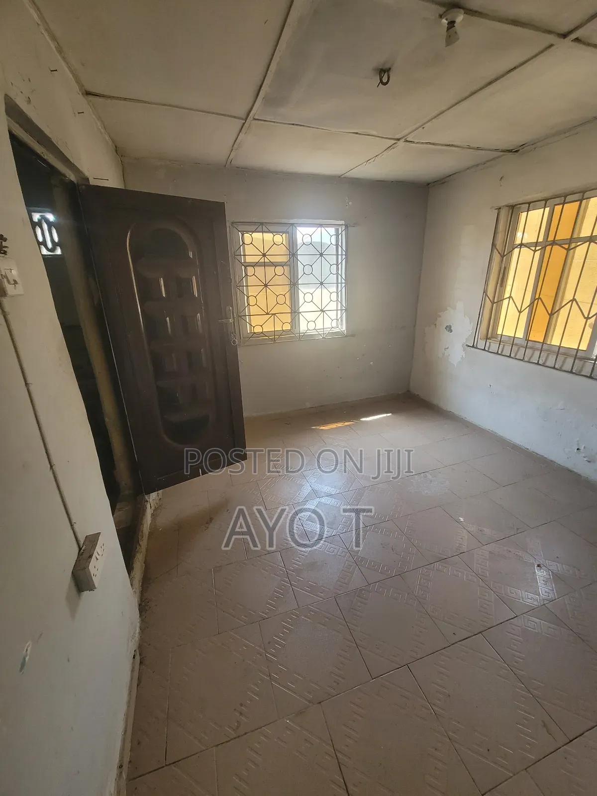 Studio Apartment in Bariga for rent