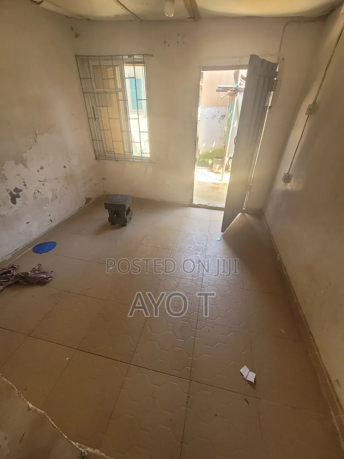 Studio Apartment in Bariga for rent