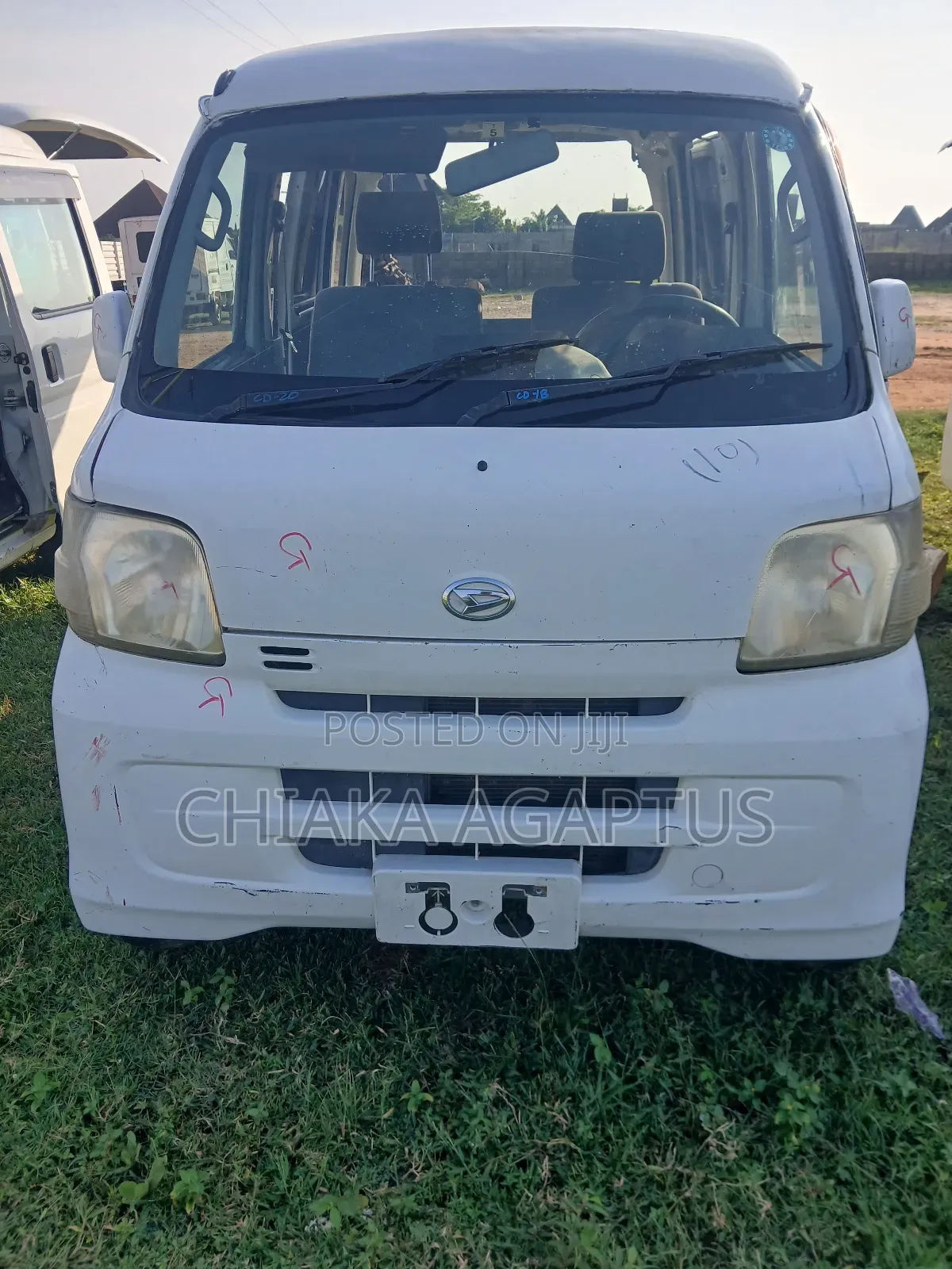 Daihatsu Hijet 2010 White