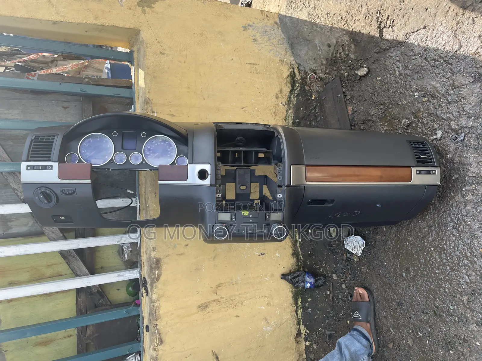Dashboard Volkswagen Touareg 2006