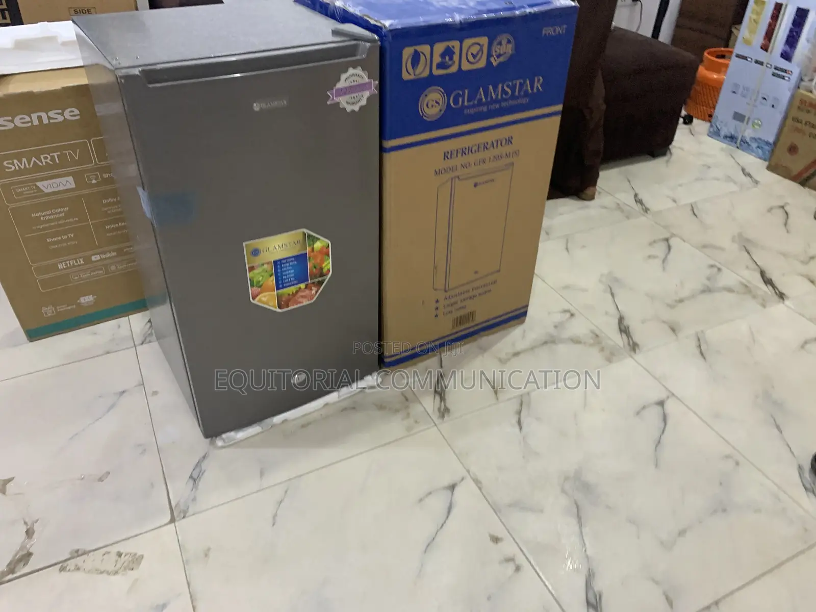 Glamstar GFR-120s-M – Eco-Friendly Compact Refrigerator