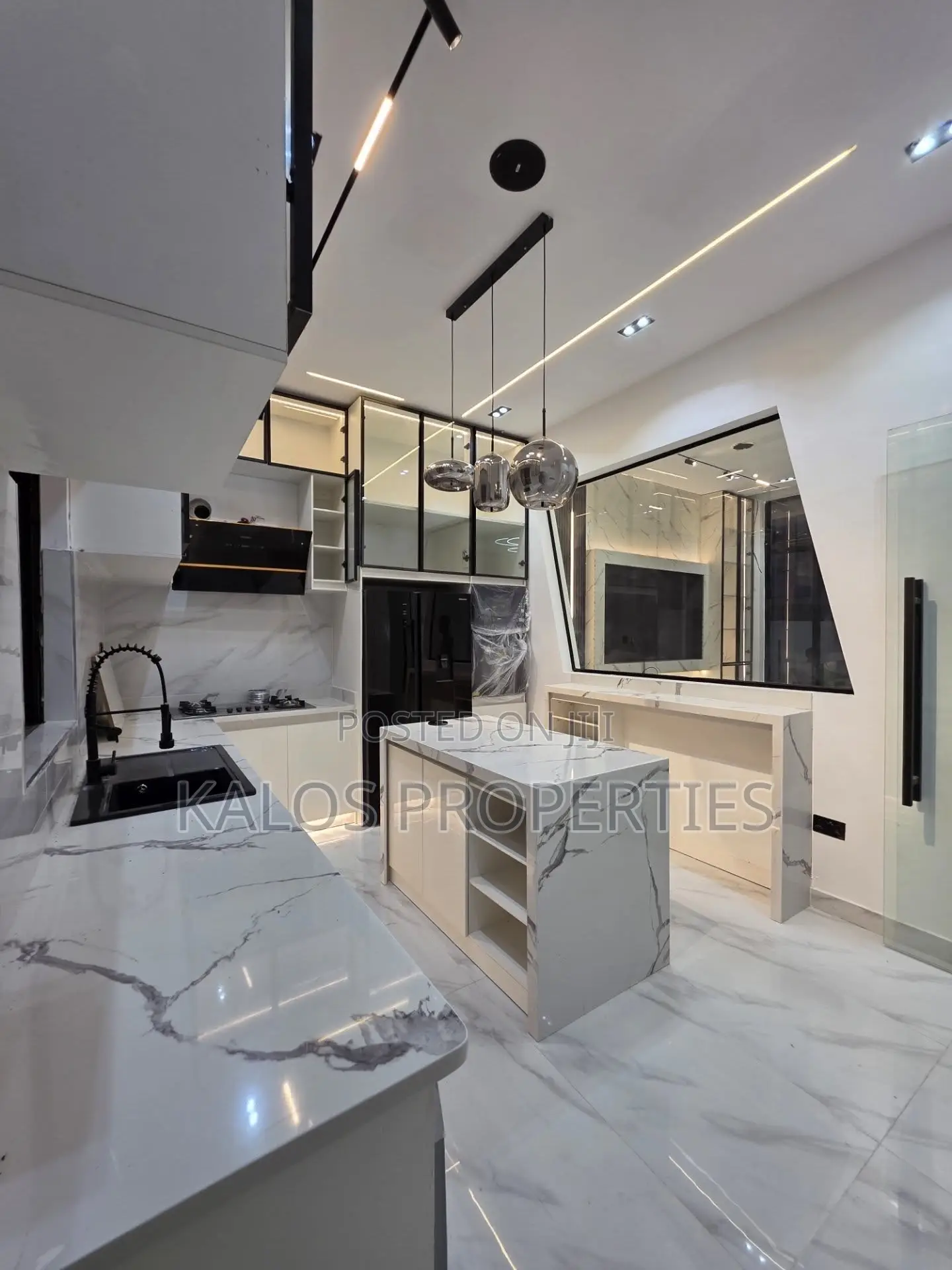 4bdrm Duplex in Lekki Palm City, Ado / Ajah for sale