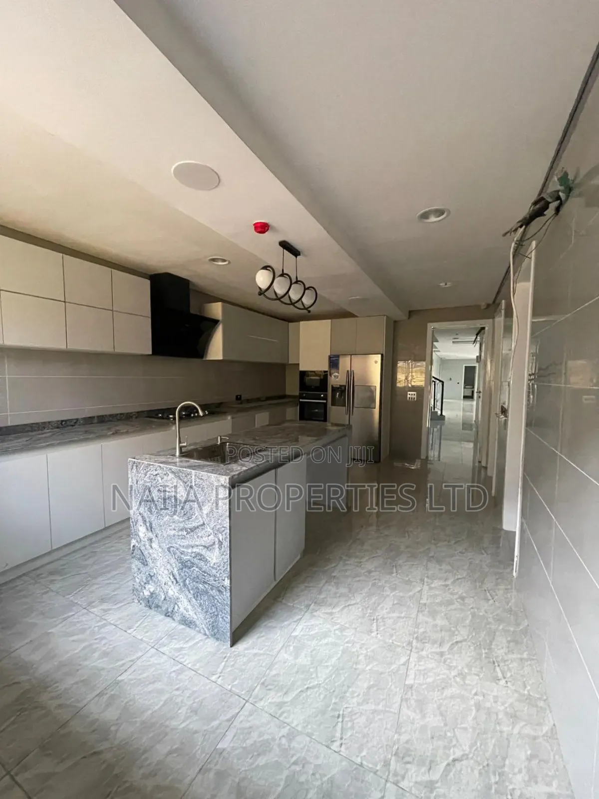 4bdrm Duplex in Lekki County for sale