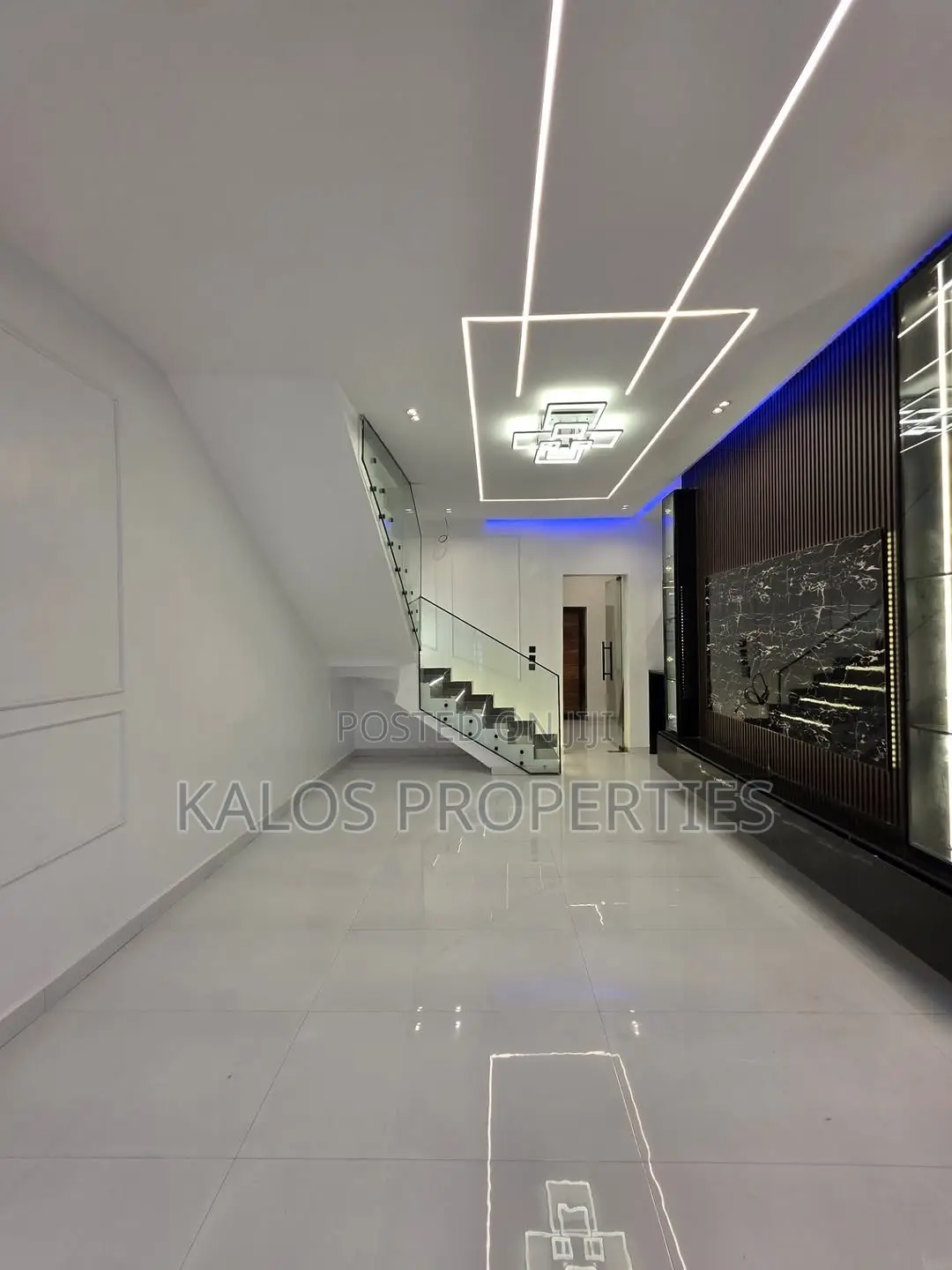4bdrm Duplex in Ajah Lekki Lagos for sale