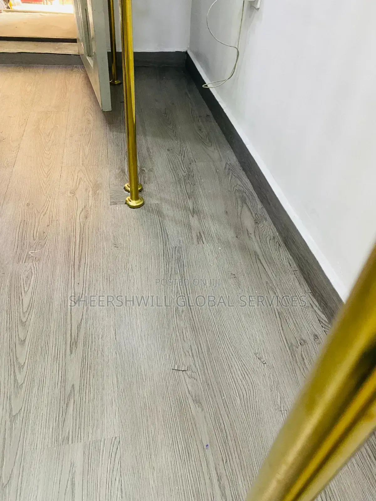 Vinyl SPC PVC Rug Flooring and Installation
