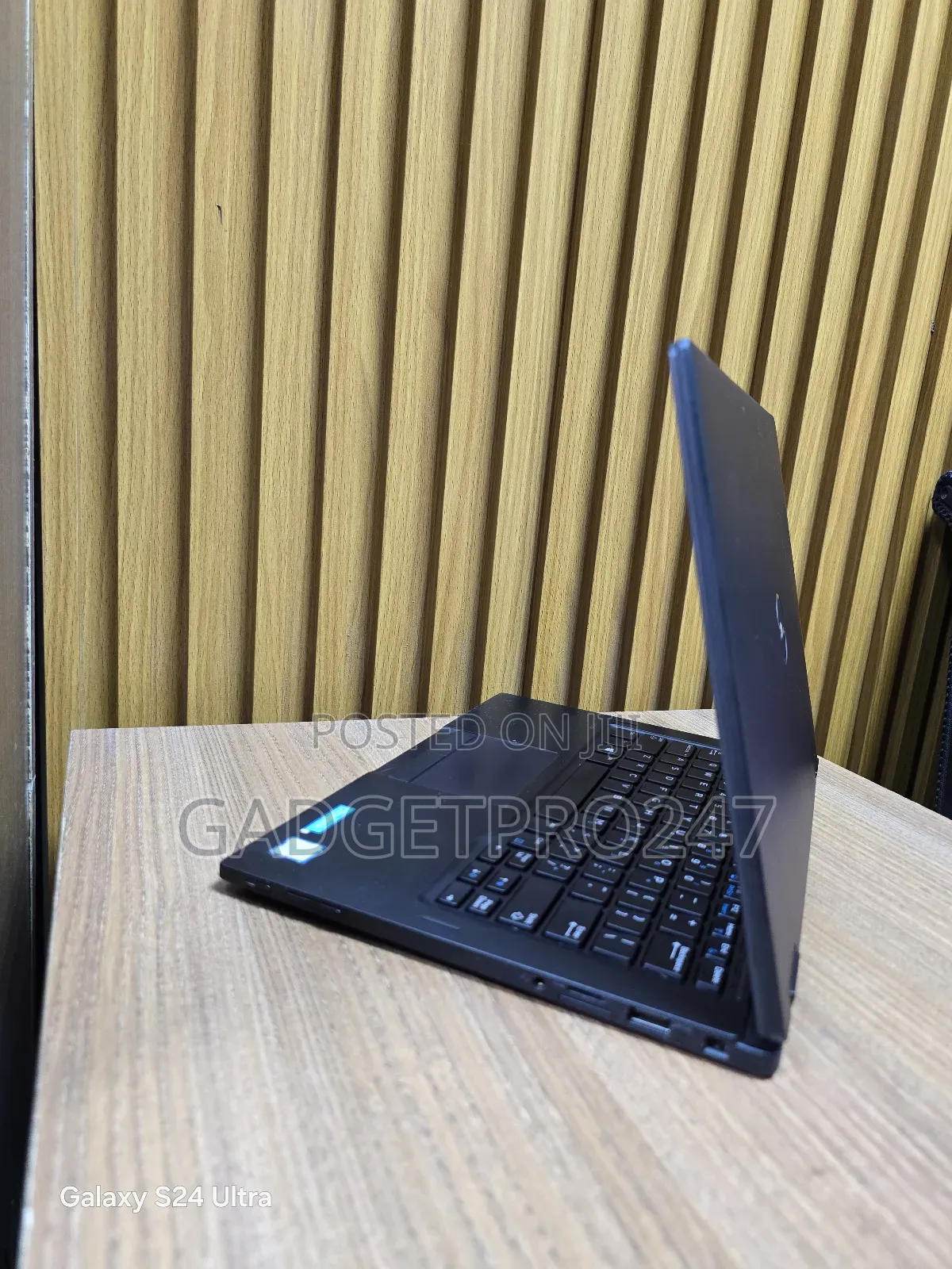Laptop Dell Latitude 12 5289 16GB Intel Core i7 SSD 256GB