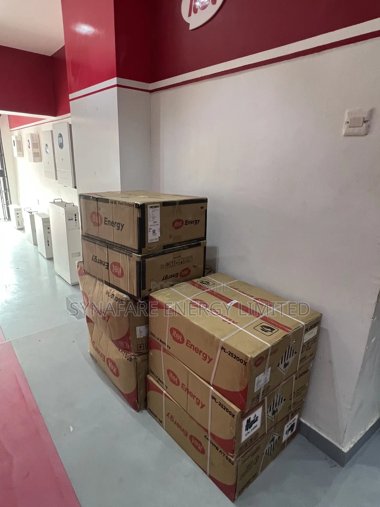 Itel 4kw Inverter Hybrid 24v Ip54 1phase Ipv-4k24upro With Wifi