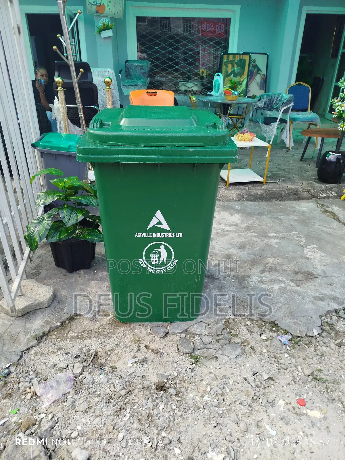 240 Litres Waste Bin for Trash