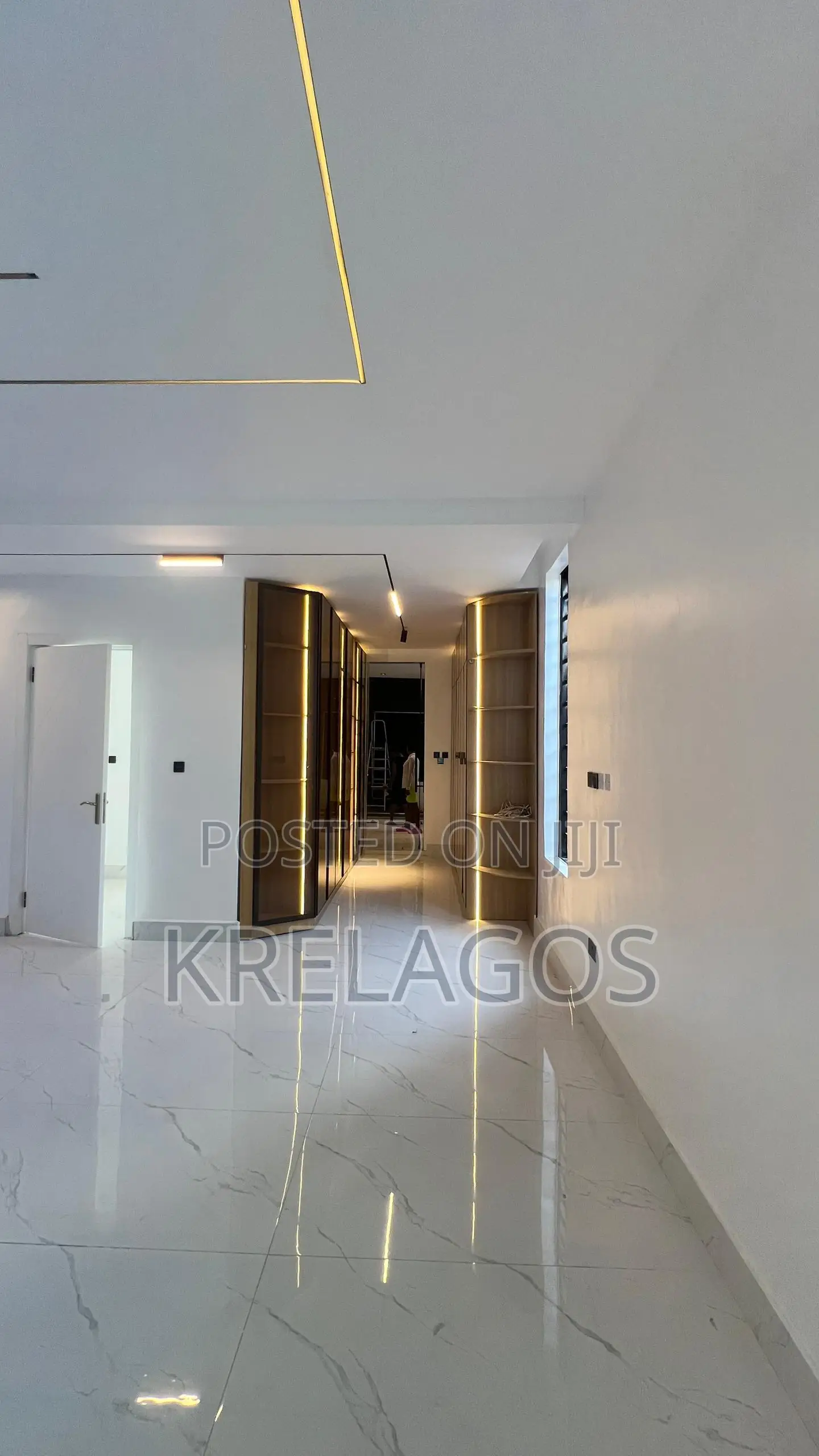 5bdrm Duplex in Lekki Phase 1 for sale