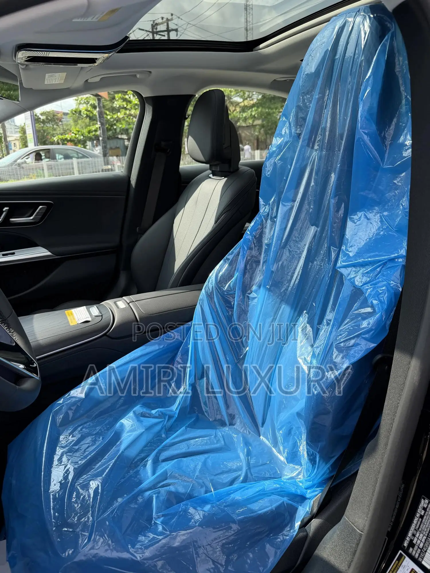 New Mercedes-Benz E350 2025 Black